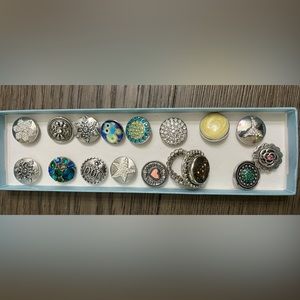 Lot of Lottie Dottie type jewelry snaps with adjustable ring included